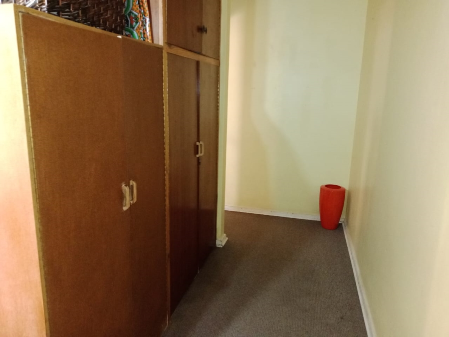 To Let 6 Bedroom Property for Rent in Kuruman Northern Cape